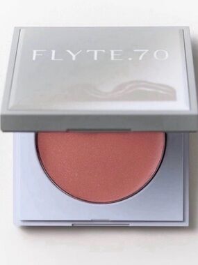 Flyte 70 Tenderness Creme Blush Muted Pink Shade NIB